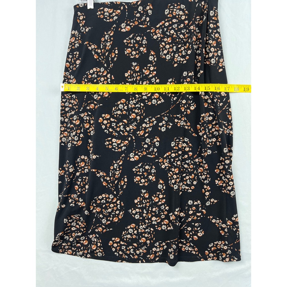 White House Black Market Midi Skirt Womens Size M Black Floral Ruched Front Slit - Picture 5 of 8
